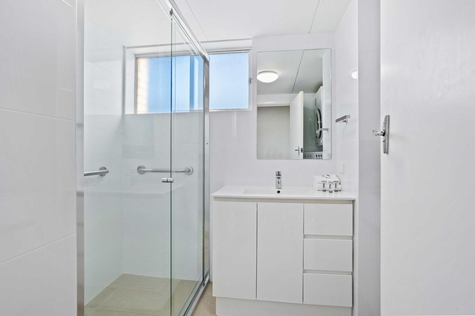 Goodwin Towers - Hosted By Burleigh Letting Apartment Gold Coast Luaran gambar