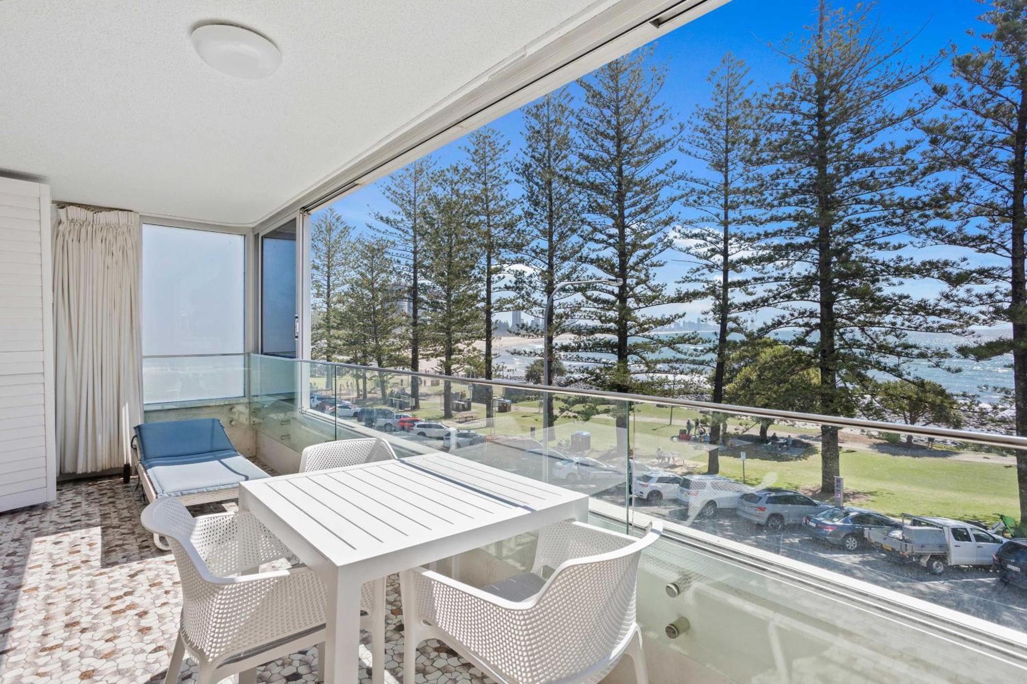 Goodwin Towers - Hosted By Burleigh Letting Apartment Gold Coast Luaran gambar