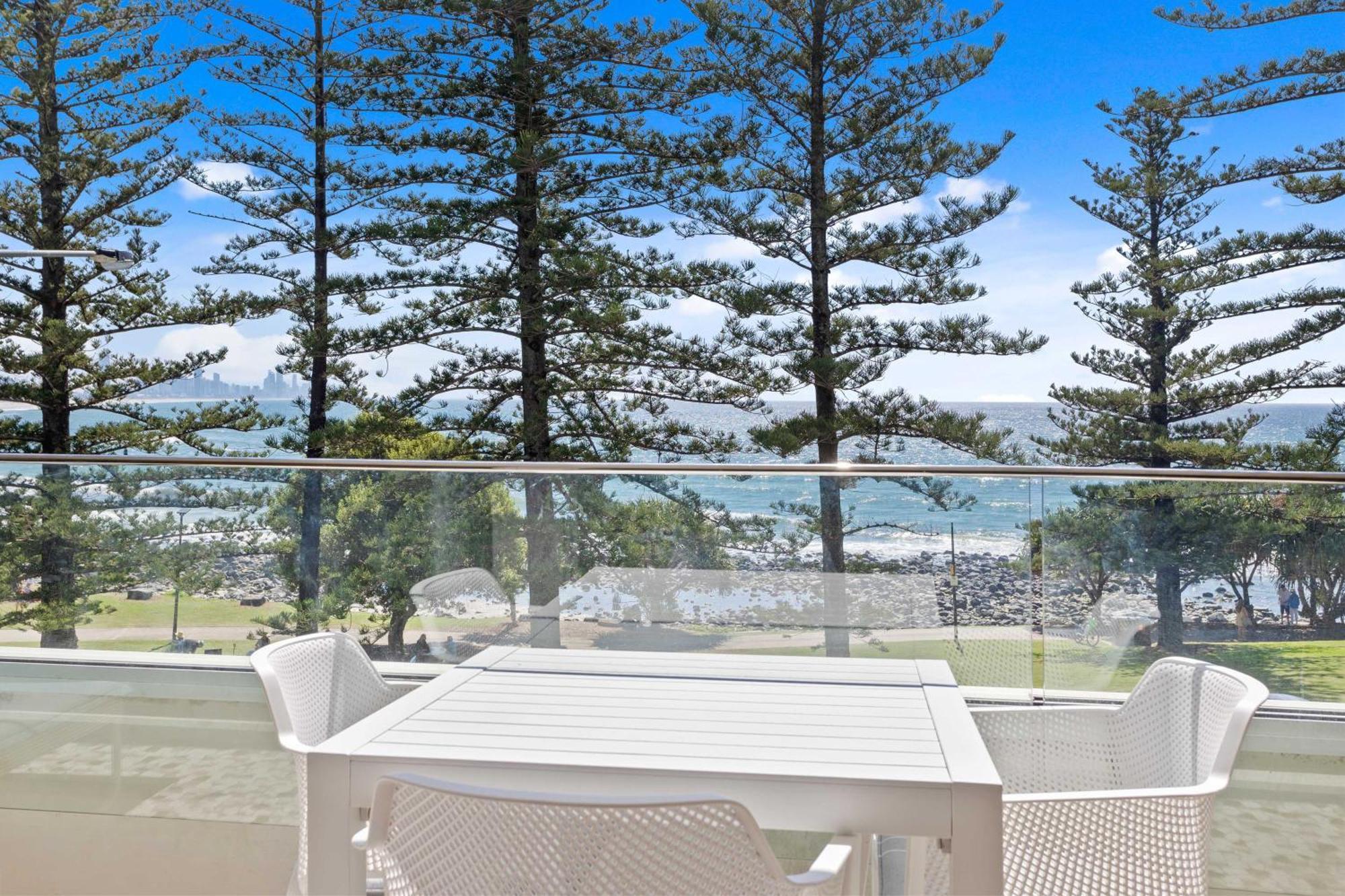 Goodwin Towers - Hosted By Burleigh Letting Apartment Gold Coast Luaran gambar